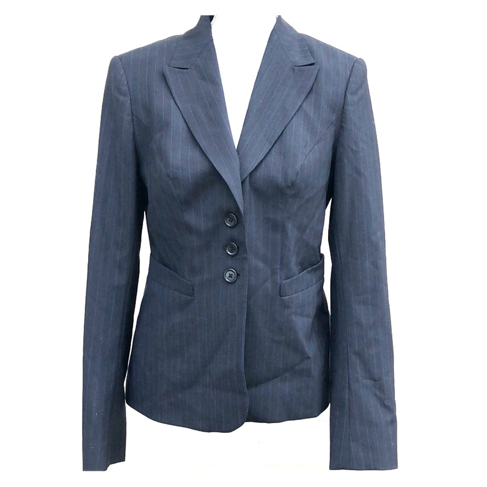 THE LIMITED The Perfect Travel Suit Size 6